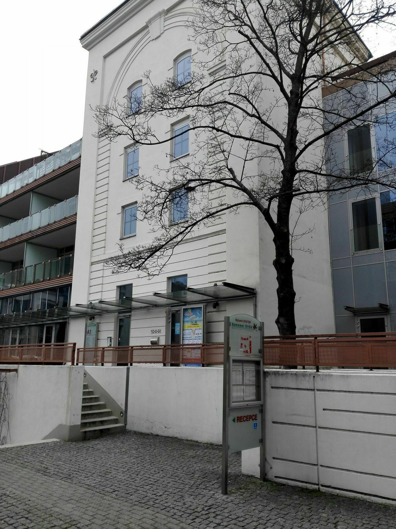Modern And Cozy Close To Center Appartamento Praga